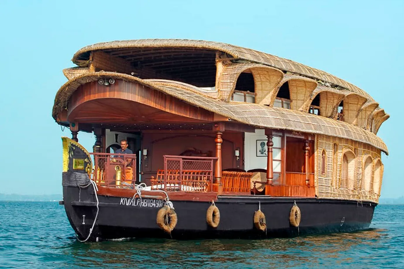 Heritage Houseboat